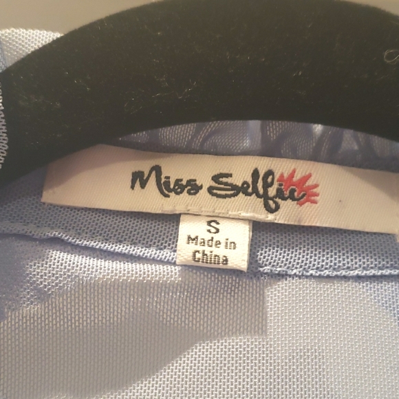 NWOT WOMENS RUFFLE BLOUSE - Picture 2 of 4